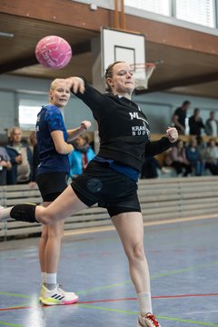 Bild 221 - F HSG Kremperheide/Muensterdorf - HSG Holstein Kiel/Kronshagen : Ergebnis: 31:26